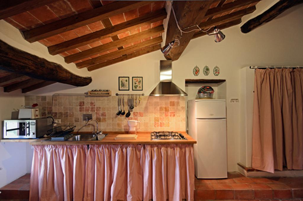 Al Palazzaccio Villa Calci Buitenkant foto